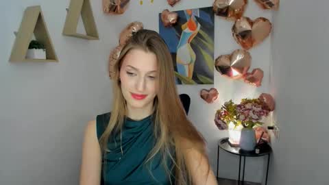 heartedlove_1 online show from February 6, 2026, 4:28 am