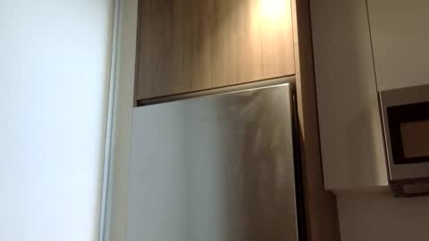 heatwavee online show from January 25, 2025, 8:42 pm