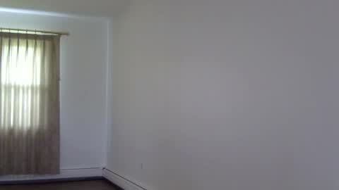 heatwavee online show from November 14, 2025, 4:06 pm