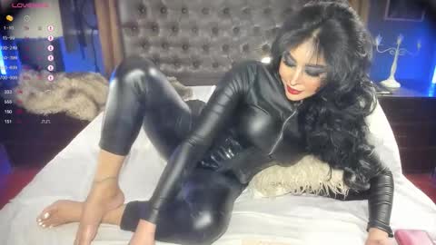 Tawan online show from November 26, 2025, 2:34 am