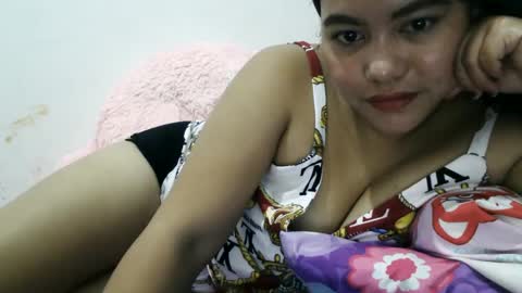Snapshot of heavenlyeyes69 chatting on February 6, 2025, 8:45 pm heavenlyeyes69 online show from February 6, 2025, 8:45 pm