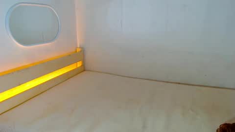 HEAVEN online show from March 11, 2025, 11:26 pm