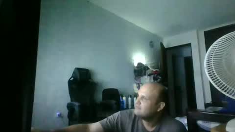 Heavy Rebell online show from October 1, 2025, 3:12 am