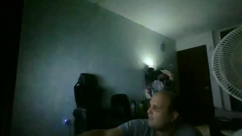 Heavy Rebell online show from October 23, 2025, 5:29 am