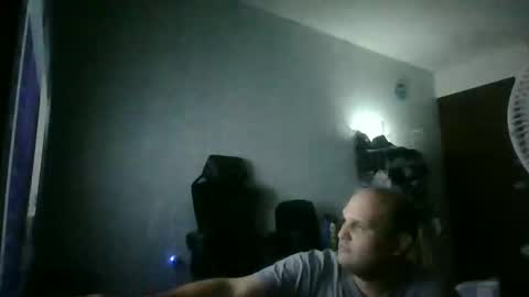 Heavy Rebell online show from February 12, 2026, 5:13 am