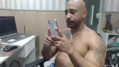 hebertgomes online show from December 2, 2024, 9:28 pm