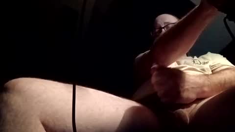 Snapshot of heguy46 chatting on October 12, 2025, 6:45 am heguy46 online show from October 12, 2025, 6:45 am