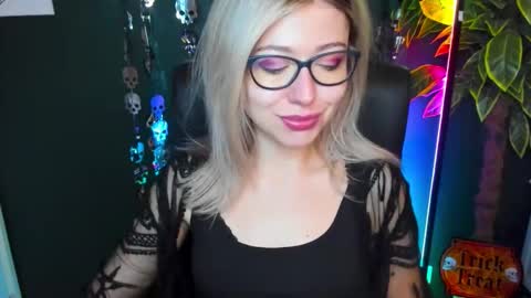 Heidi online show from October 28, 2025, 5:33 am