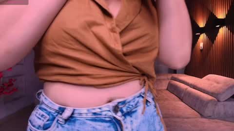 Heidy online show from March 19, 2026, 3:10 am