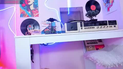 Sara online show from February 14, 2026, 9:22 pm