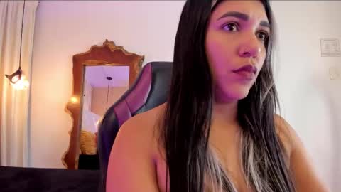              online show from December 5, 2025, 5:09 pm