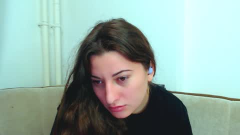 helen_adams_ online show from December 16, 2024, 5:17 am