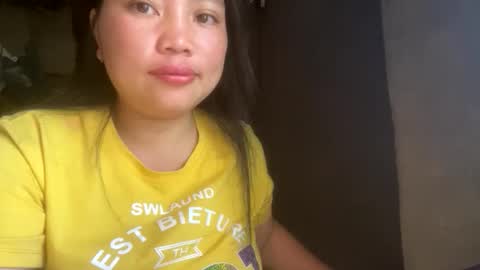 helen_sweetgirl online show from April 12, 2026, 1:10 am
