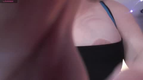 Helena Hope online show from March 10, 2025, 4:57 pm