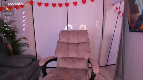 Helen online show from March 8, 2026, 3:27 pm