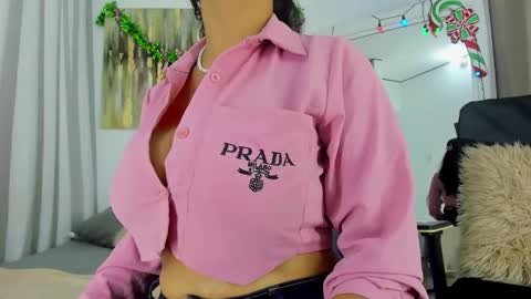 Helena Santos  online show from January 2, 2025, 3:29 pm