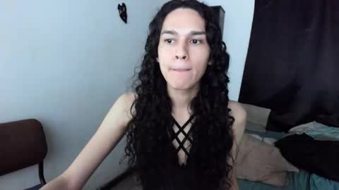helena_spellman online show from November 11, 2025, 9:42 am