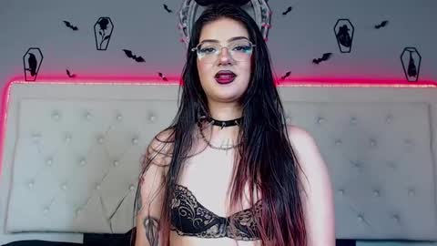 Snapshot of helenamorningstar chatting on February 20, 2025, 7:45 am helenamorningstar online show from February 20, 2025, 7:45 am