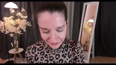 Helen online show from February 19, 2025, 6:33 am