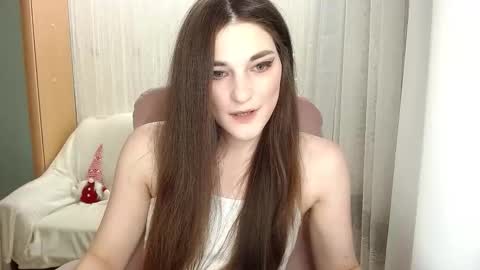 Snapshot of helgamun1 chatting on January 9, 2026, 12:30 pm Helga online show from January 9, 2026, 12:30 pm