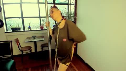 Snapshot of heliconiavannucci chatting on October 14, 2025, 10:43 pm Heliconia online show from October 14, 2025, 10:43 pm