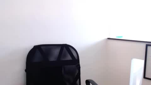 Snapshot of hell_boy66 chatting on February 15, 2026, 8:38 pm Eros online show from February 15, 2026, 8:38 pm