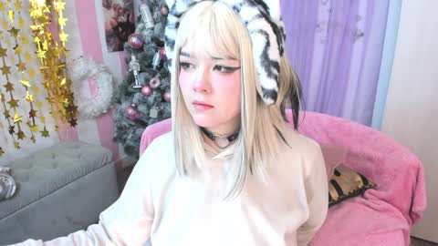 Laura online show from December 11, 2024, 2:09 am