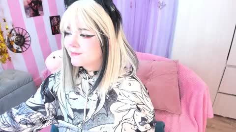 Laura online show from January 21, 2025, 3:37 am