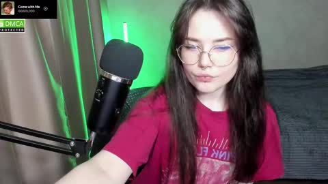 Red online show from March 5, 2025, 8:32 pm