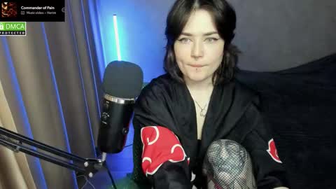 Red online show from November 22, 2025, 6:29 pm