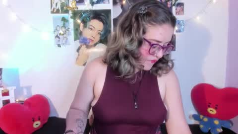 hellen online show from December 3, 2025, 4:09 am