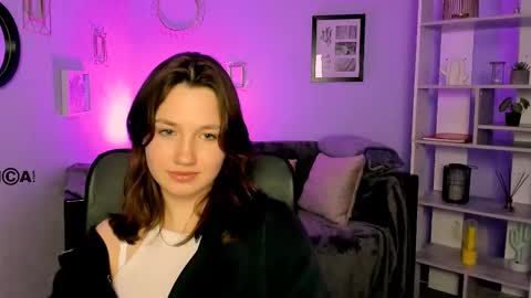 Snapshot of helli_belli chatting on March 12, 2025, 11:12 pm Helli online show from March 12, 2025, 11:12 pm