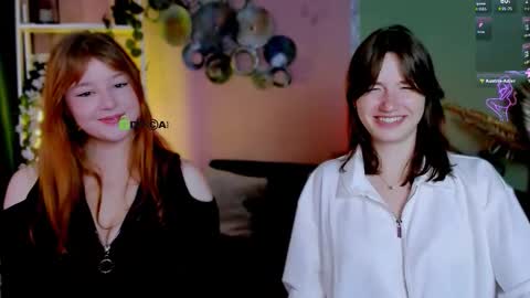 Snapshot of helli_belli chatting on September 12, 2025, 7:25 pm Helli online show from September 12, 2025, 7:25 pm