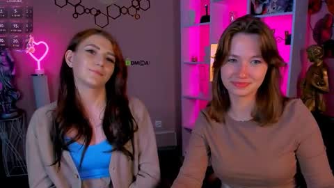 Snapshot of helli_belli chatting on September 14, 2025, 7:24 pm Helli online show from September 14, 2025, 7:24 pm