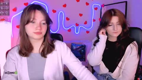 Helli online show from February 22, 2026, 8:18 pm