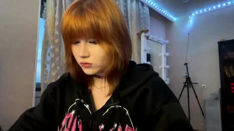 hellokinki online show from May 25, 2026, 5:52 pm
