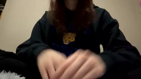 Snapshot of hellokitten123 chatting on February 1, 2025, 2:05 am hellokitten123 online show from February 1, 2025, 2:05 am