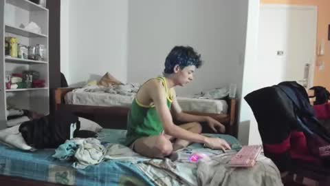 Snapshot of helokitkat chatting on March 6, 2025, 6:19 am helokitkat online show from March 6, 2025, 6:19 am