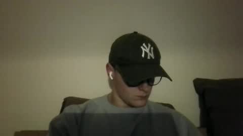 henrietje online show from March 13, 2026, 9:32 pm