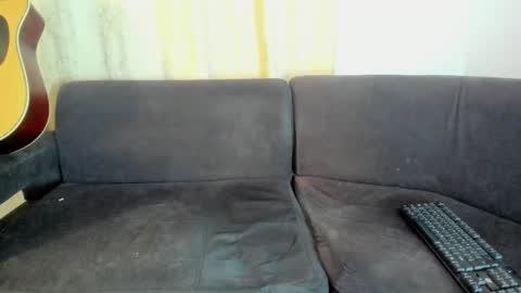 Snapshot of henrik_senn chatting on September 25, 2025, 10:46 pm henrik_senn online show from September 25, 2025, 10:46 pm