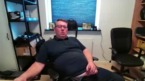 henrikrp1971 online show from April 16, 2026, 12:28 pm