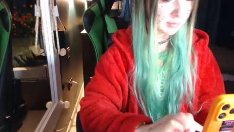 Hentaishiing online show from November 27, 2025, 6:32 pm