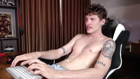 Gregblonde  Alextattoo online show from December 17, 2025, 1:44 am