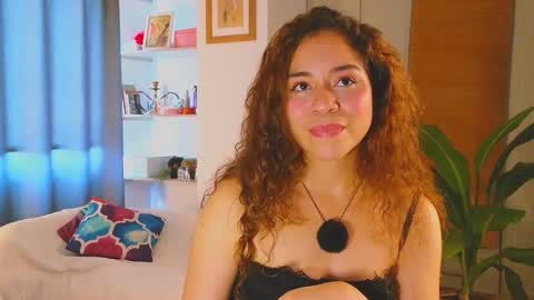 hercyqueen online show from March 31, 2026, 9:15 pm