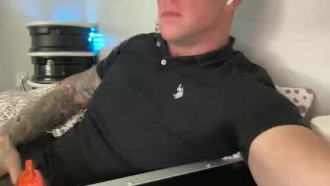 heretopleaseyounow580990 online show from April 11, 2026, 6:34 pm