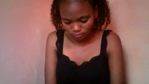 herisse01 online show from May 17, 2026, 12:34 pm