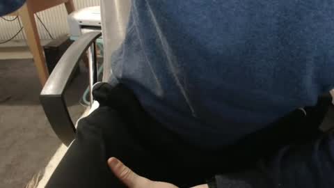 Snapshot of hero0111 chatting on December 7, 2024, 10:23 am hero0111 online show from December 7, 2024, 10:23 am