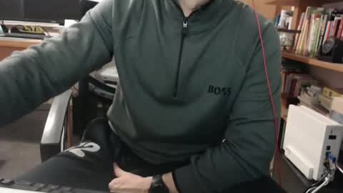 Snapshot of hero0111 chatting on December 28, 2024, 2:42 pm hero0111 online show from December 28, 2024, 2:42 pm