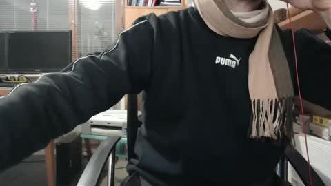 Snapshot of hero0111 chatting on January 1, 2025, 5:22 pm hero0111 online show from January 1, 2025, 5:22 pm