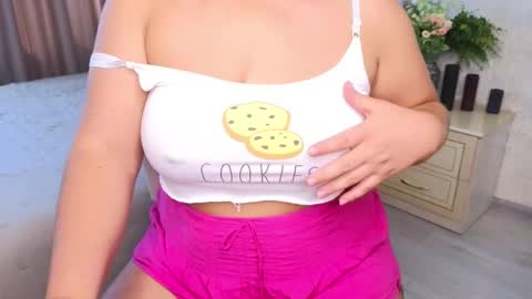 Maryana online show from October 5, 2025, 8:23 am